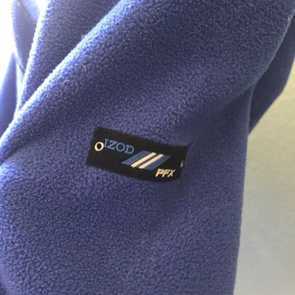 IZOD perform X fleece sweatshirt - Picture 7 of 9